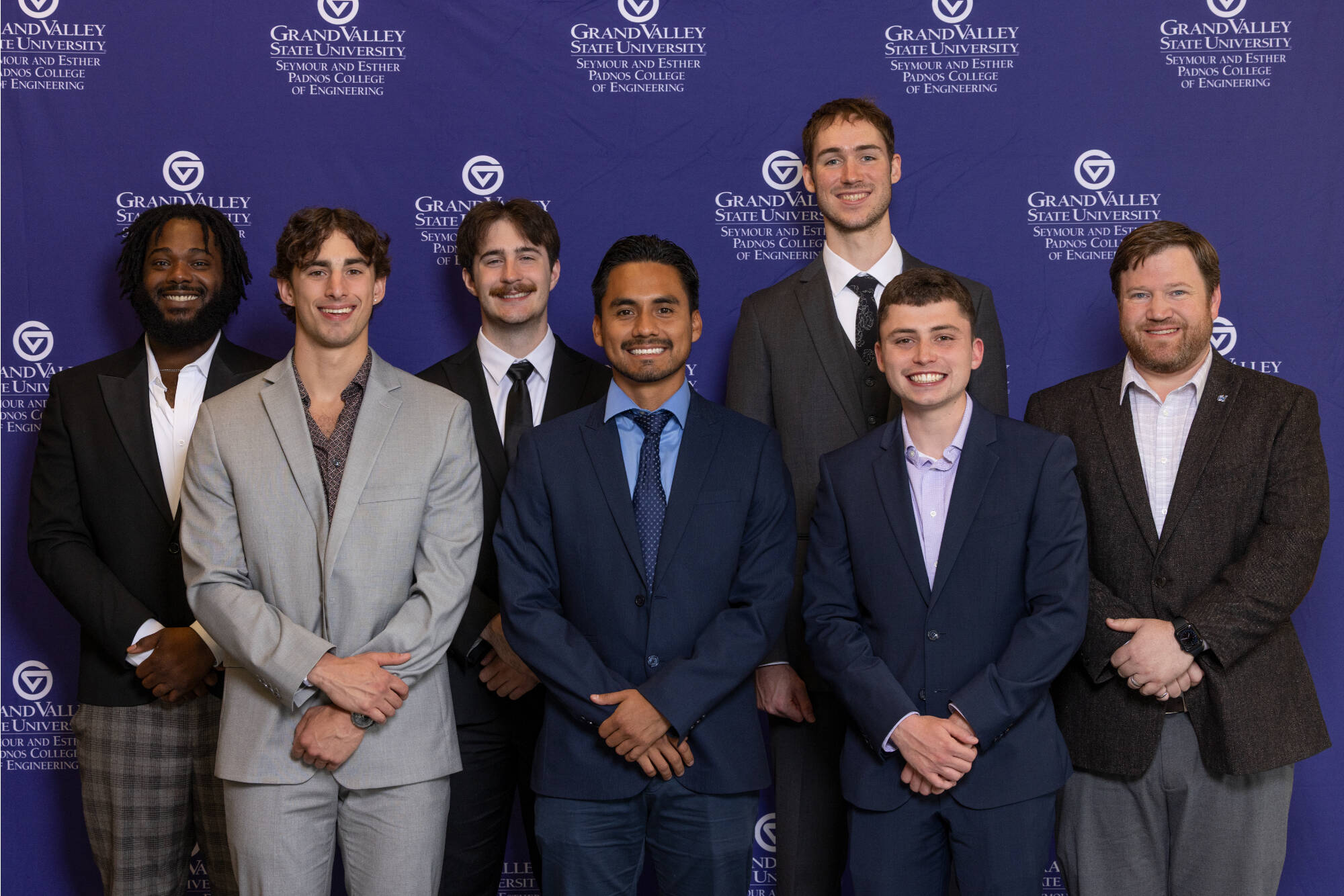 Group photo of Team 11